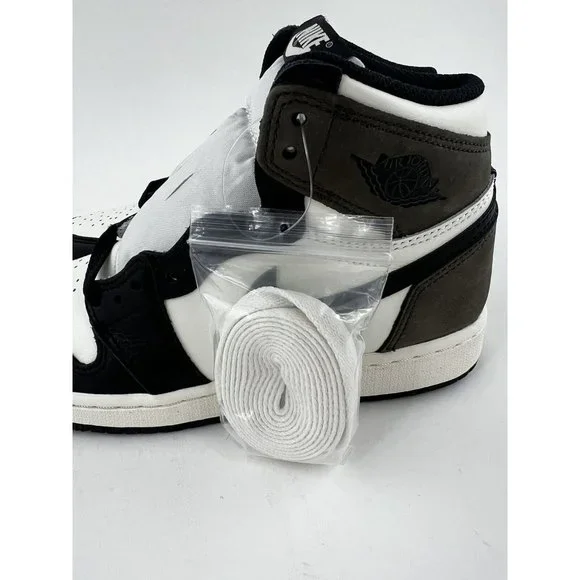 Nike Air Jordan 1 Retro High OG Dark Mocha Youth Size 4Y Sneakers 575441-105 - Picture 11 of 12